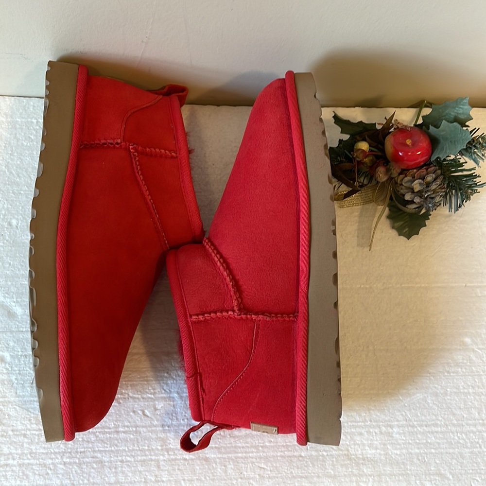 NEW🎁✨UGG Classic Ultra Mini Boot - Picture 6 of 12